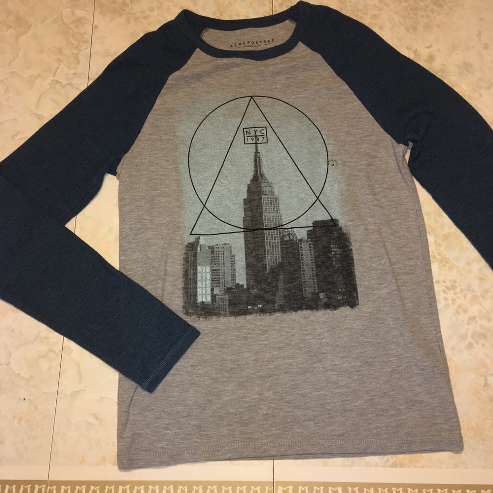 NWOT - Men's l/s Aeropostale tee - size medium